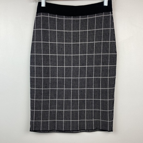 WHBM Windowpane Knit Sweater Skirt in Black/Ecru - Picture 5 of 10
